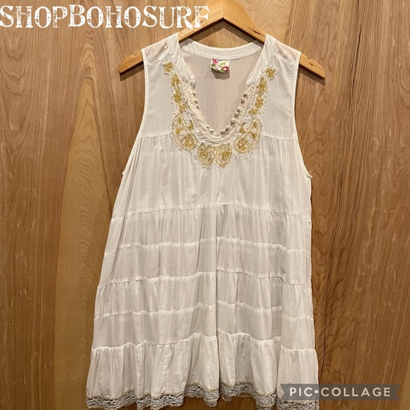 Free People Tops - Free People beaded tunic with metallic lace